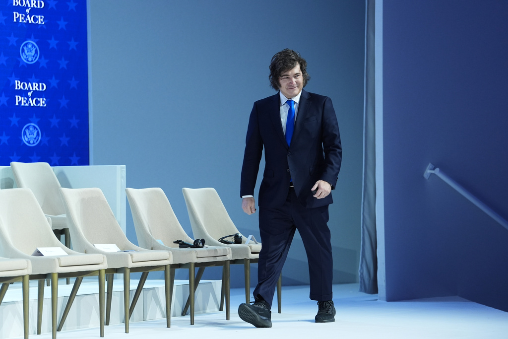 傳阿根廷密談接收美驅逐移民 總統米萊伊斥百分百錯誤