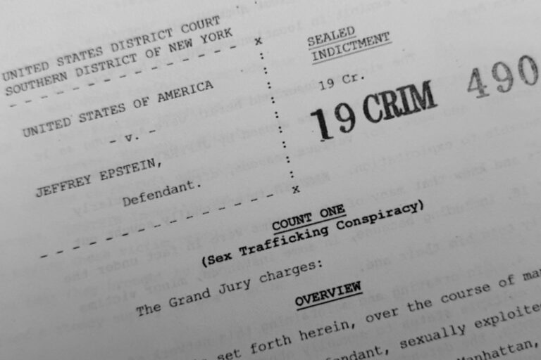 愛潑斯坦案火燒藝術界 電郵稱「以你為傲」後大佬羅斯辭職