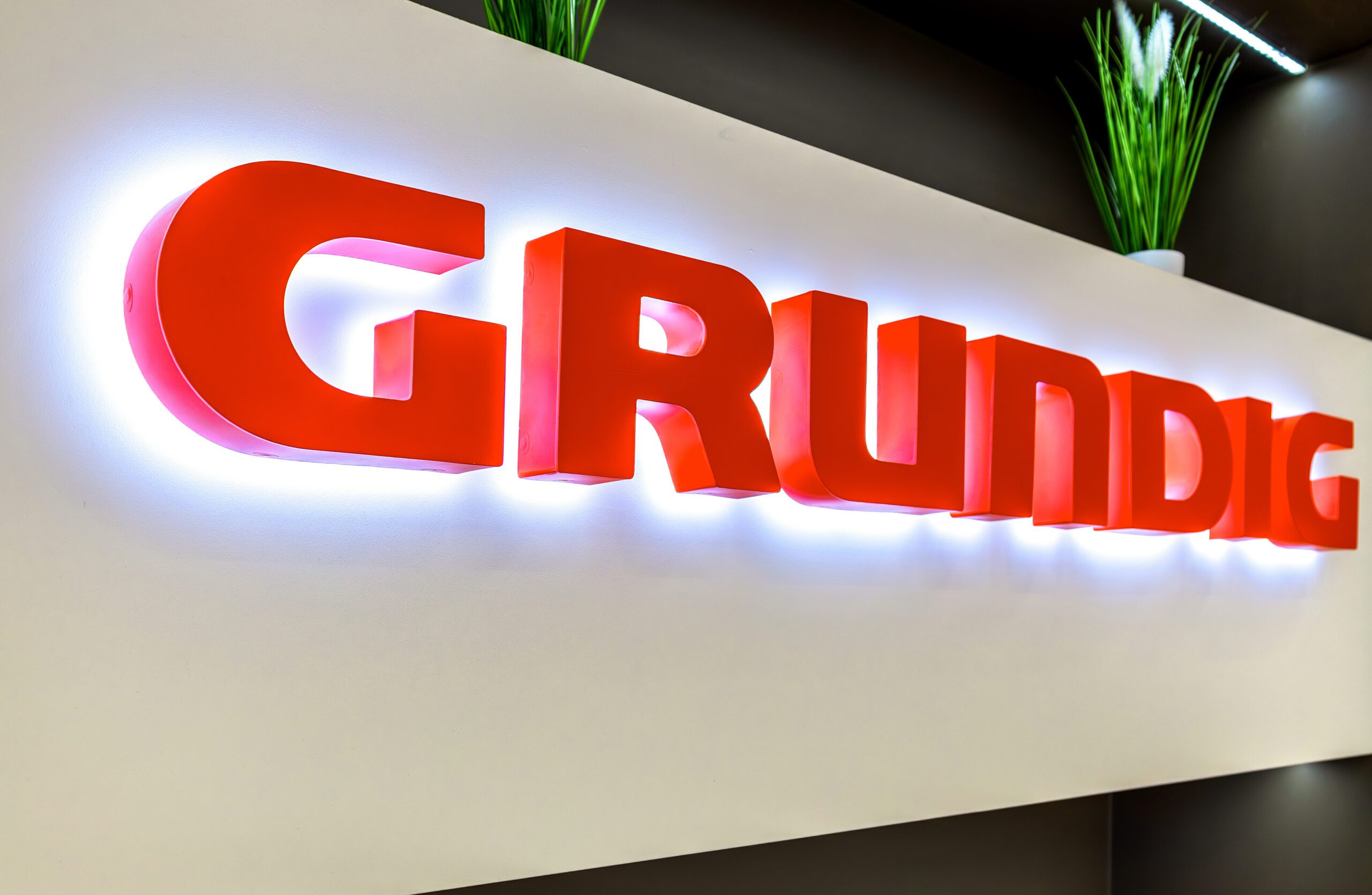 洗衣機變焚化爐？英男千鎊衣物被毀 廠商僅賠250鎊還狡辯