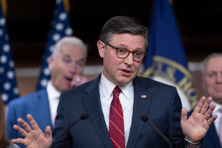 眾院表決通過預算案送交特朗普 聯邦政府部分停擺告終