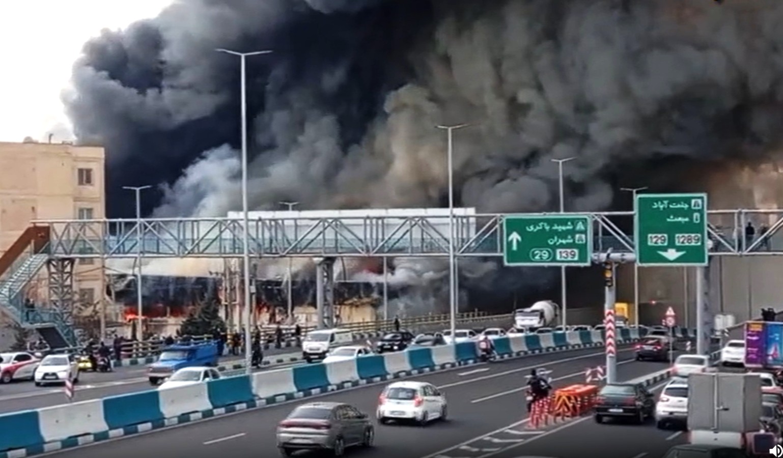 伊朗德黑蘭西部市場大火　當局定為重大事故