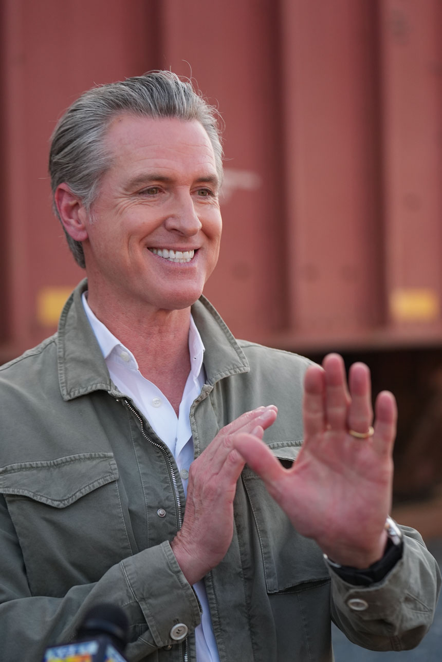 州長紐森繼續支持高鐵工程。美聯社