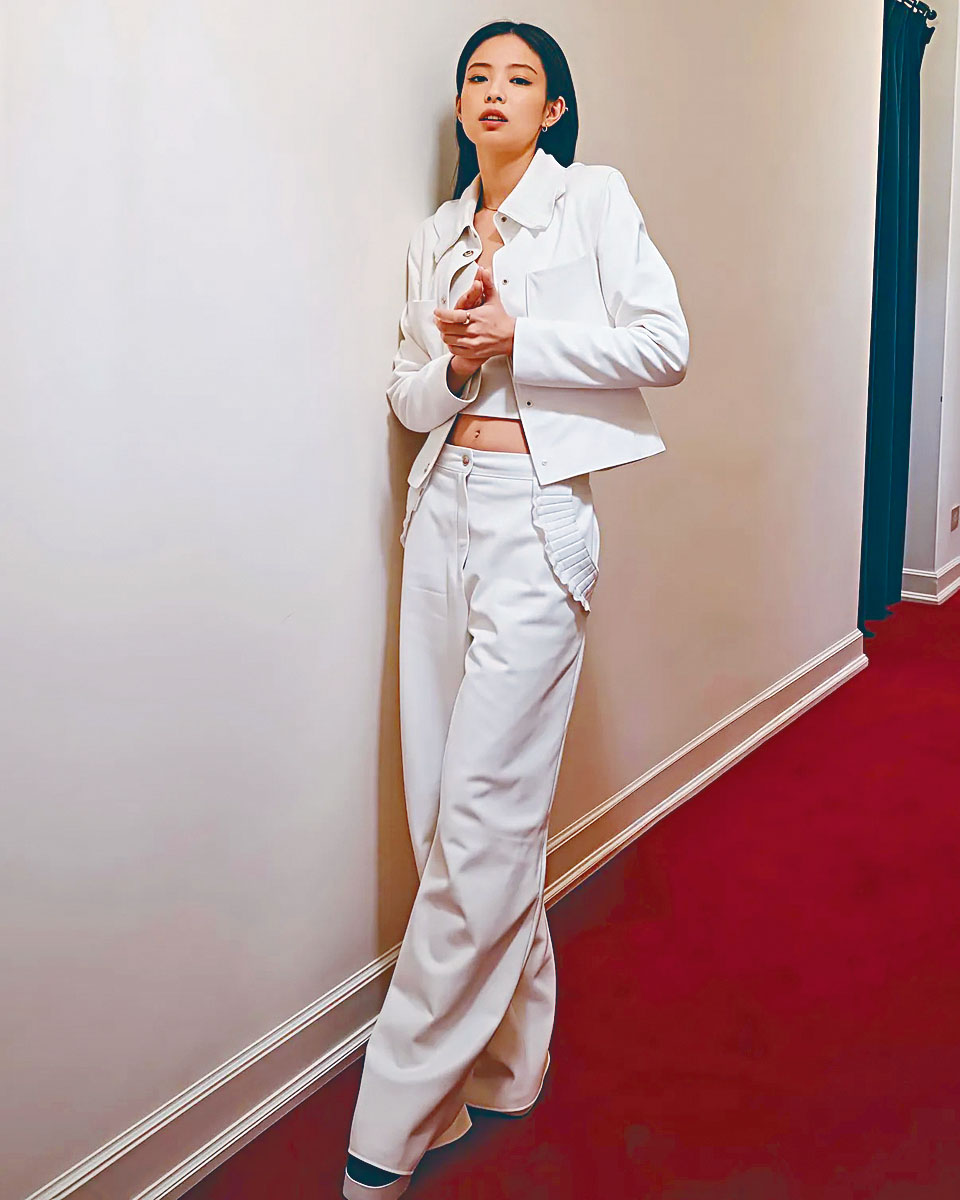 Jennie與李燦赫及NMIXX齊獲韓國大眾音樂獎5提名。