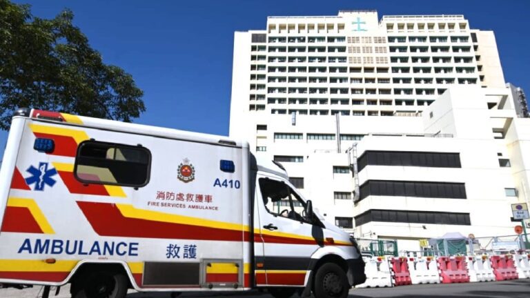 油塘高俊苑3歲女童家中暈倒 父親報警急送院 幸已回復清醒