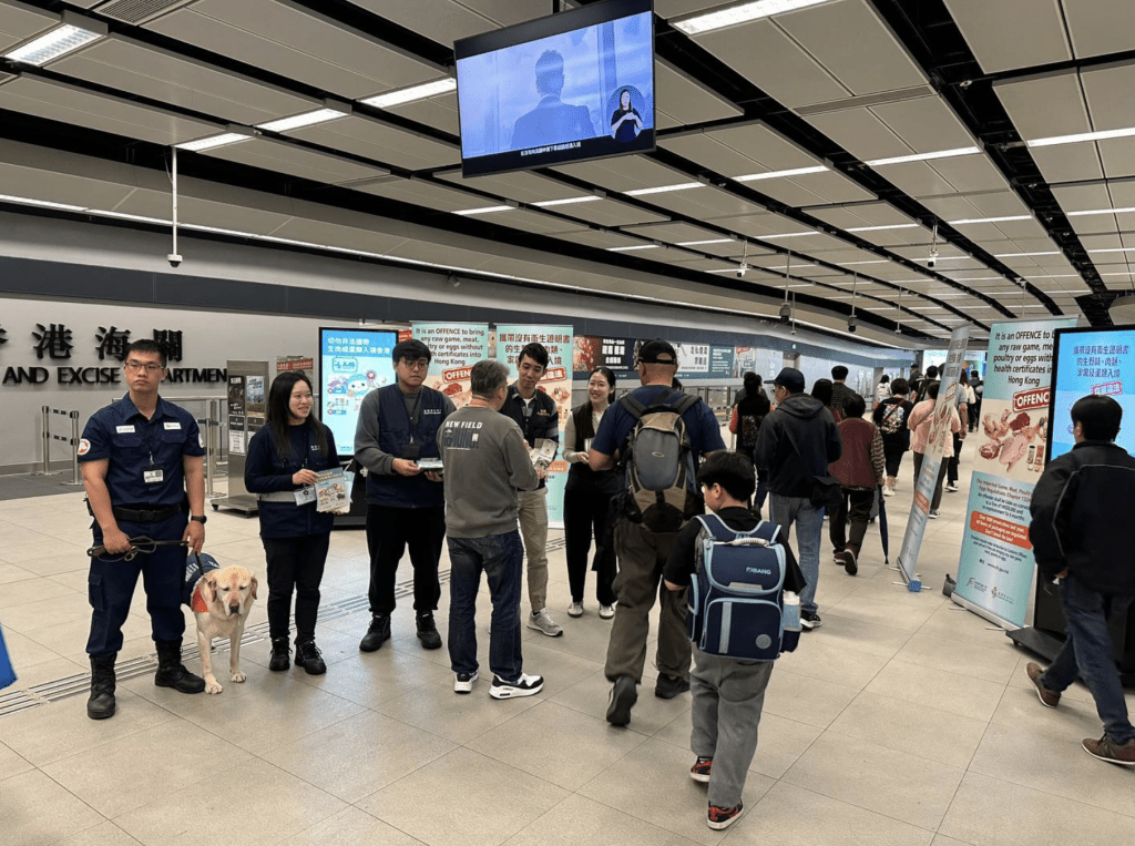 【農曆新年過關必讀】海關食安中心邊境派「錦囊」 提醒市民勿非法攜帶受規管食物