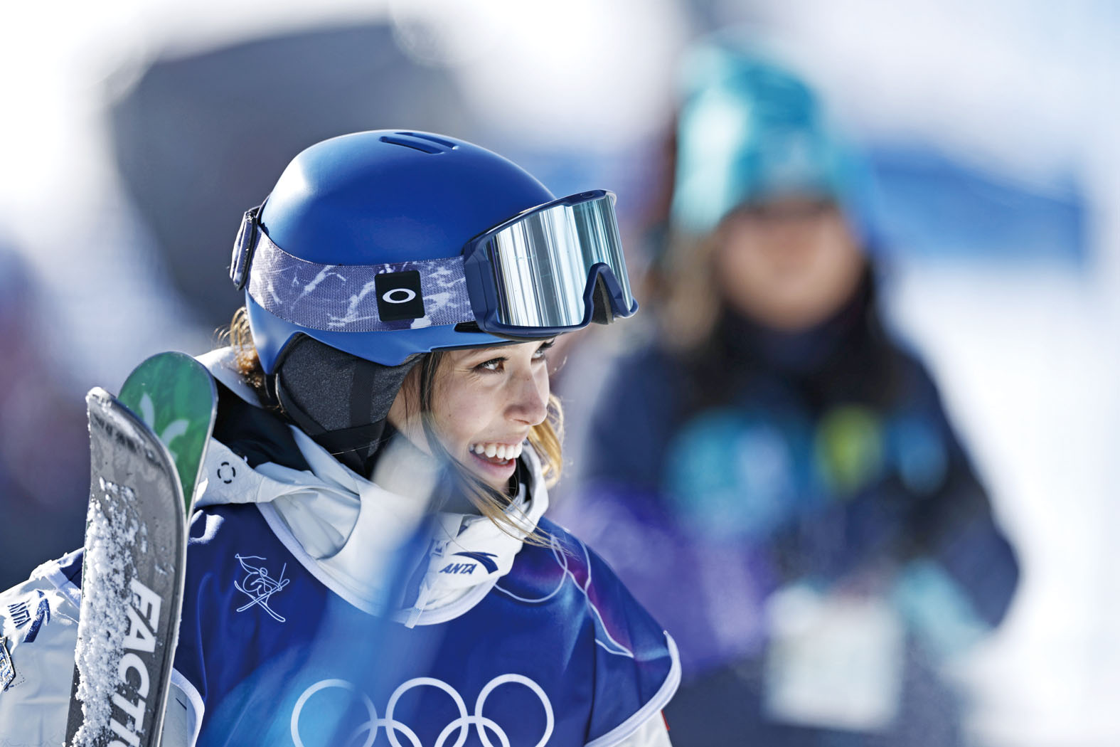 中國選手谷愛凌以第二名晉級自由式滑雪女子坡面障礙技巧決賽。圖為谷愛凌在比賽後。新華社