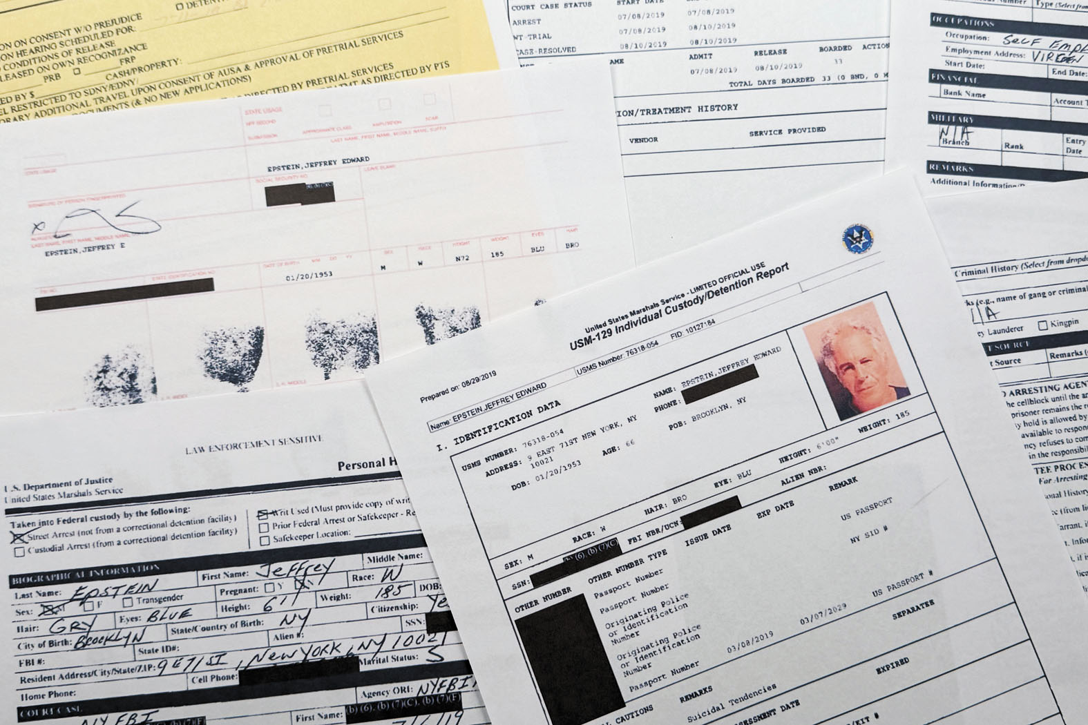 克林頓多次乘坐愛潑斯坦私人飛機