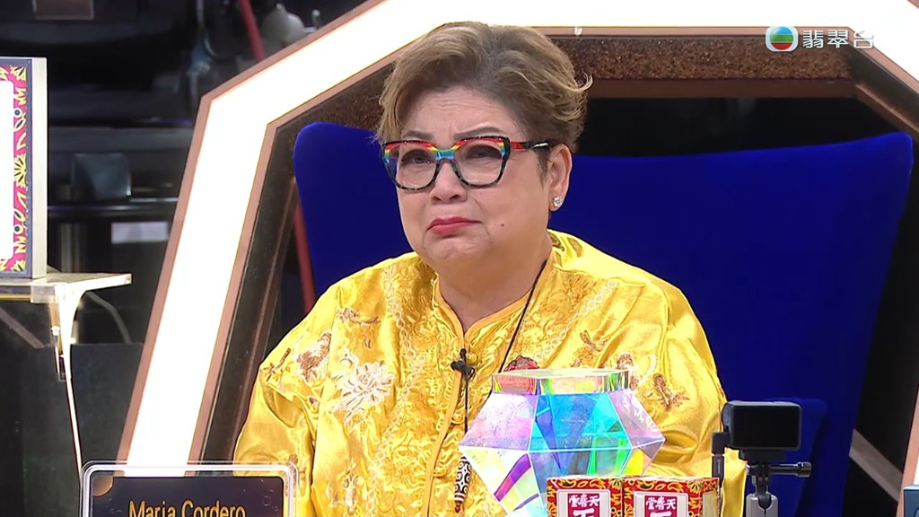 評審肥媽亦感動落淚。