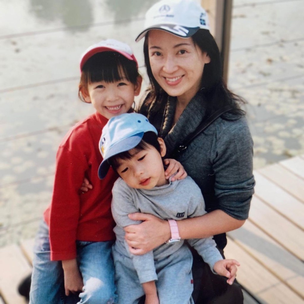 龔慈恩與前夫林煒育有兒子林卓毅及女兒林愷鈴。