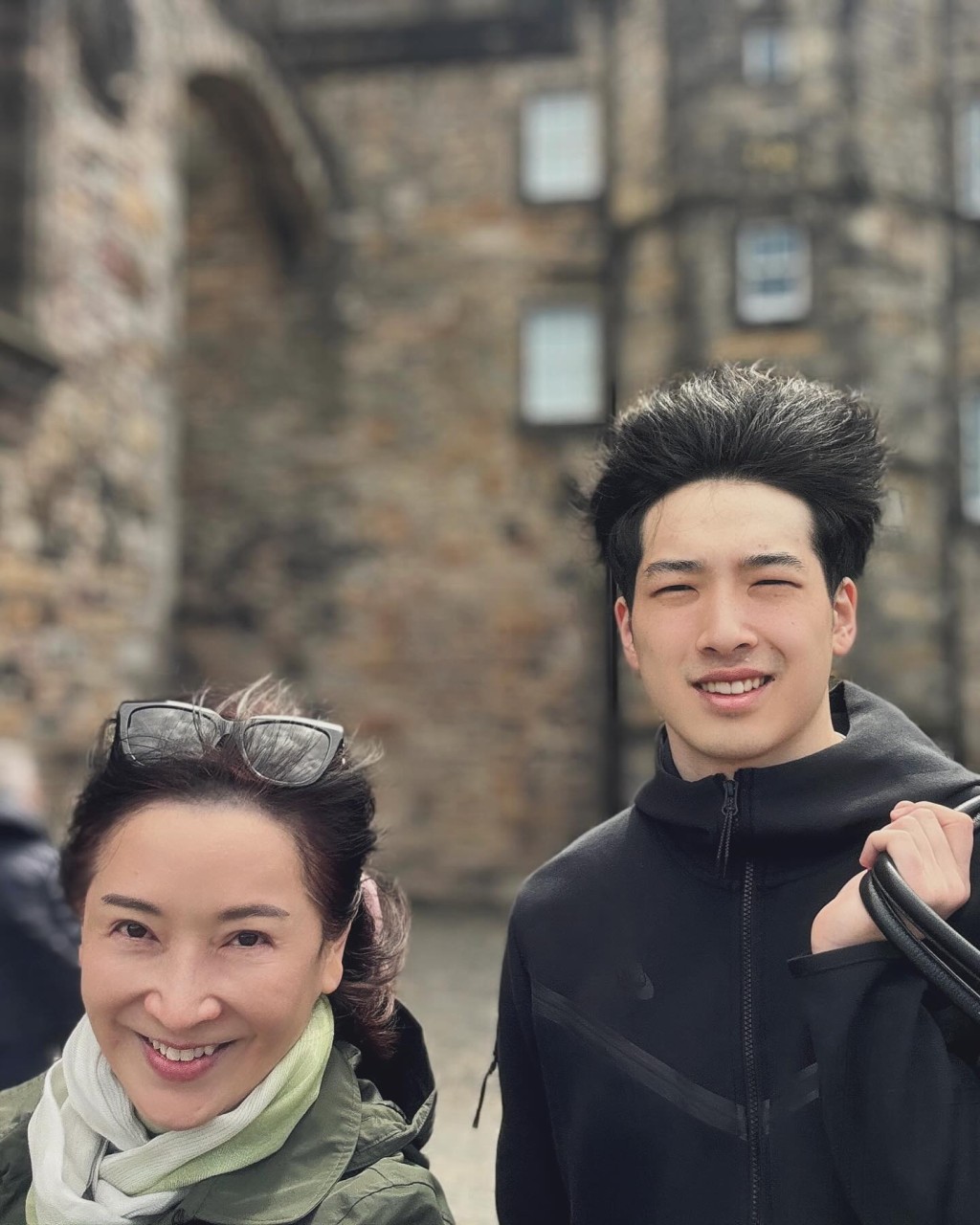 龔慈恩的兒子林卓毅遺傳了母親的優良外貌。